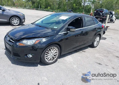 2013 Ford Focus Titanium из США, поврежденный, VIN 1FADP3J20DL305717